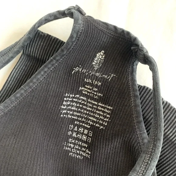 NEW Free People Movement Happiness Runs Long Crop Tank - Picture 8 of 12